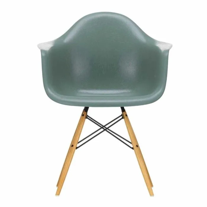 Koop Online Vitra Eames DAW Fiberglass stoel met esdoorn goud onderstel-Sea Foam Green