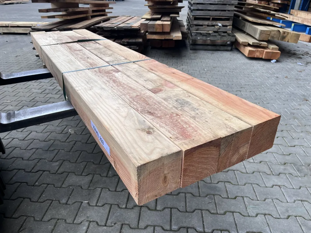 Rechtstreeks Van De Fabrikant Bundel 233 - Douglas Balken 143x143x2500mm - kavel 233