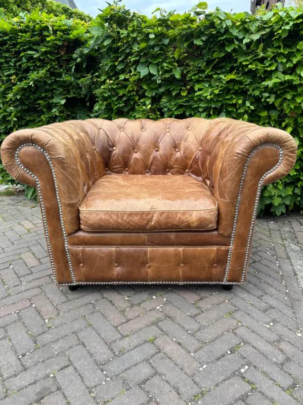 Beperkt Aanbod Stoere Vintage Chesterfield Clubfauteuil