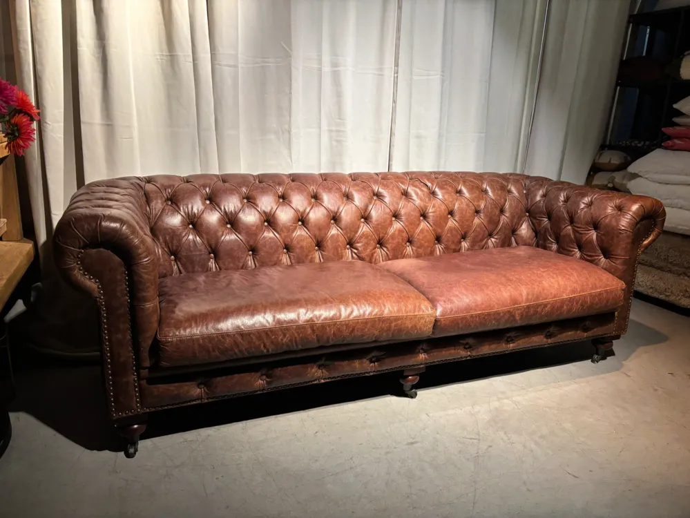 Chesterfield 3 zits bank izgs Express Levering