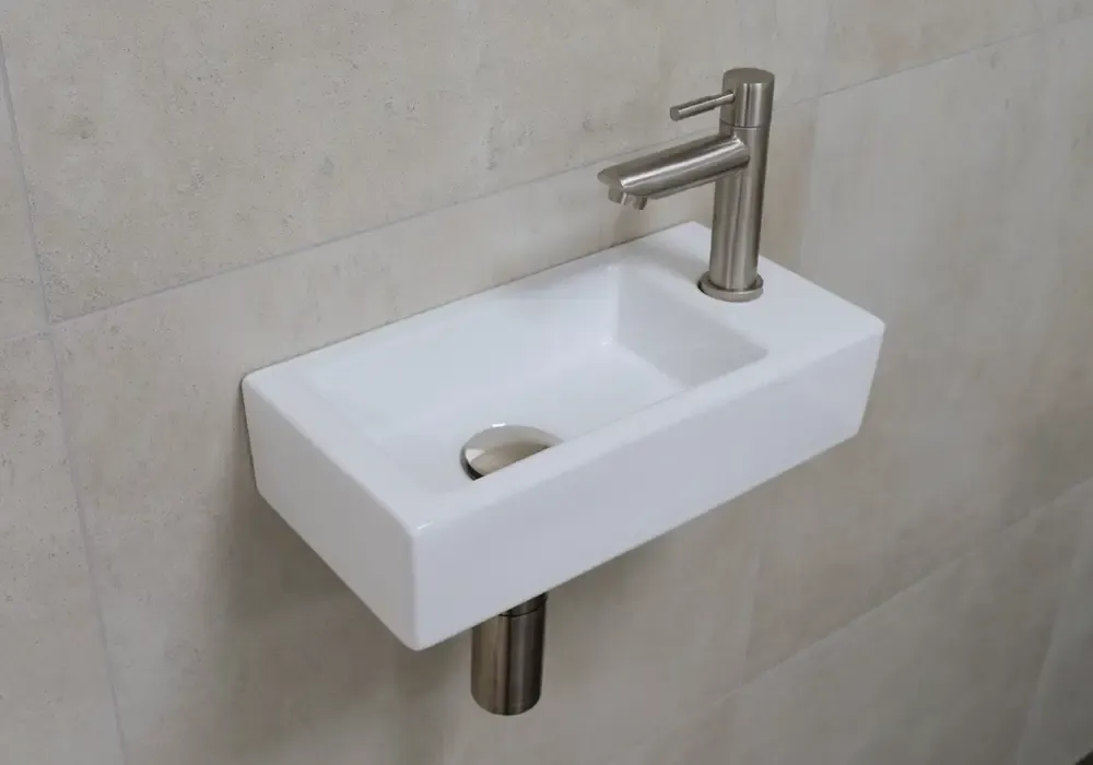 Speciale Aanbieding Mueller Mini Rhea 36x18x9 fonteinset met RVS kraan rechts