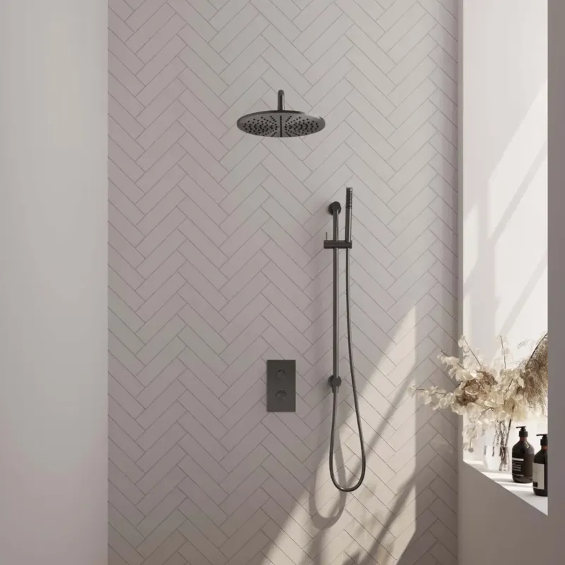 Brauer Gunmetal Edition complete inbouw regendouche met staafhanddouche, gebogen wandarm, glijstang en hoofddouche 30cm set 40 gunmetal geborsteld PVD Op = Op